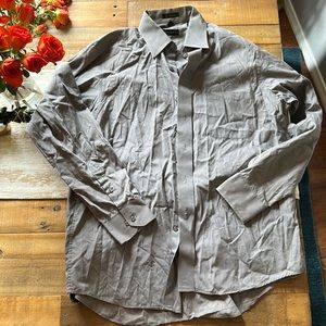 Regis. Size. 16. 34/35 neck. Grey. Button down. Men’s. Wrinkled. As is.